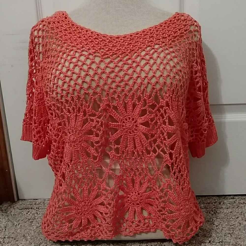 Coral crochet top